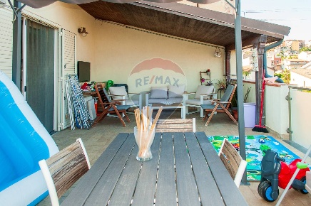 Foto Appartamento in Via Sebastiano Catania, Catania di 132 m² con 5 locali