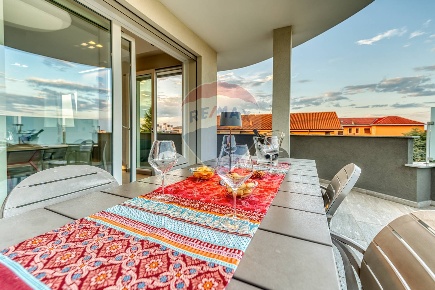 Foto Appartamento in VIA FRATELLI VIGORELLI, Parabiago Centro di 116 m²