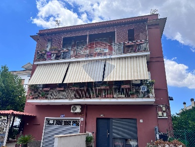 Foto Appartamento in VIA LUIGI ALBERTINI, Roma Tor de' Cenci di 113 m²