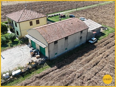 Foto Capannone industriale a Molinella di 150 m² in vendita