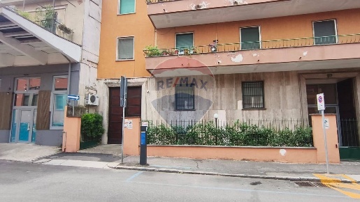 Foto Box in Via Vincenzo Monti, Pavia Stazione - Ticinello di 13 m²