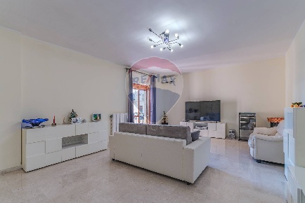 Foto Appartamento in Largo Piscine, Capurso di 135 m² con 4 locali