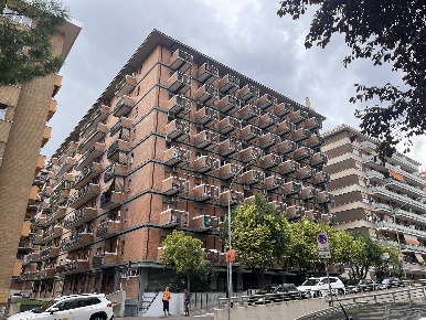 Foto Appartamento in Via Gregorio Ricci Curbastro, Roma Marconi di 93 m²