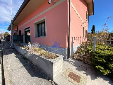 Foto Villa unifamiliare in VIA TINTORETTO, Besana in Brianza Villa Raverio
