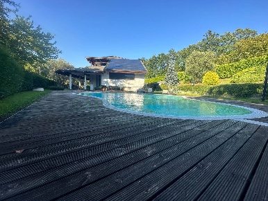 Foto Villa singola a Capriglia Irpina di 300 m² con 4 locali in vendita