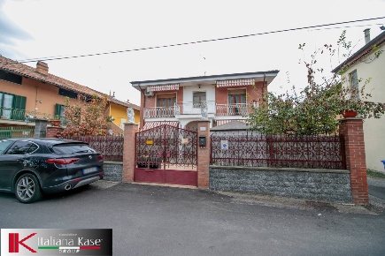 Foto Casa indipendente in Via Rimembranza, Verolengo Centro di 150 m²