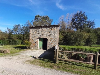 Foto Rustico a Montaione di 101 m² con 1 locali in vendita