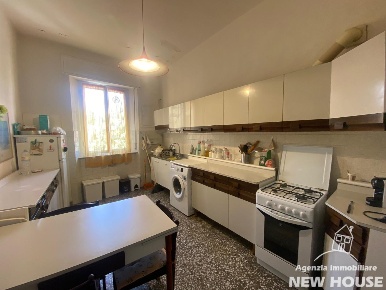 Foto Appartamento a Pisa Sant'Antonio di 115 m² con 5 locali in affitto