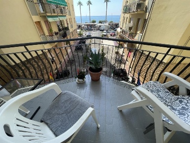 Foto Appartamento a Loano di 60 m² con 2 locali in affitto
