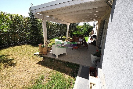 Foto Appartamento a Ragusa di 170 m² con 6 locali in vendita