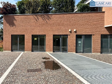 Foto Ufficio in Via Corridoni, Bergamo Corridoni di 203 m² in affitto