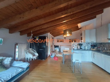 Foto Appartamento in VIA FERMI, Urgnano Centro di 109 m² con 3 locali