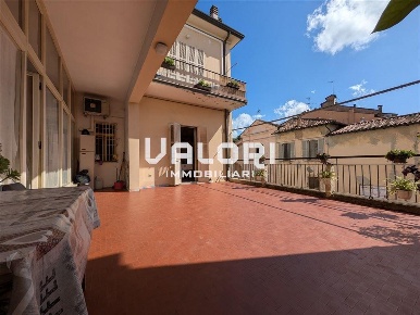 Foto Appartamento in Corso Matteotti, Faenza di 141 m² con 4 locali