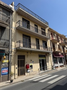 Foto Rustico in Via Nazionale 88, Falcone di 125 m² con 4 locali in vendita