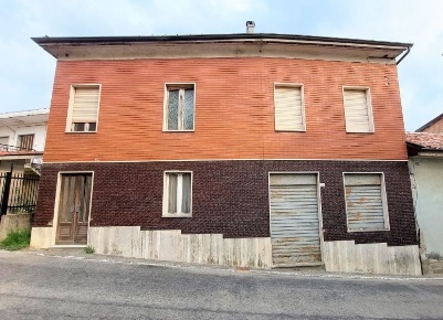 Foto Rustico in via UMBERTO I s.n.c, Azzano d'Asti di 124 m² in vendita