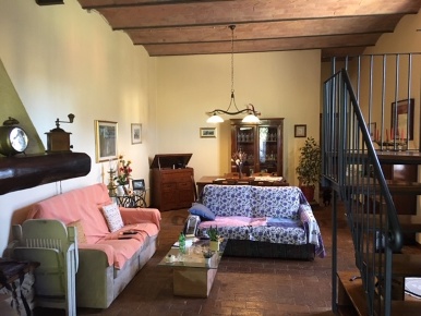 Foto Rustico a Monticiano di 280 m² in vendita