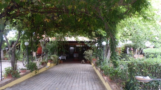 Foto Hotel in strada 522 briatico, Briatico di 2000 m² con 10 locali