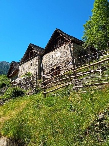 Foto Rustico a Bognanco di 150 m² con 3 locali in vendita