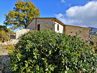 Foto Rustico in Valdorcia, Castiglione d'Orcia di 365 m² con 9 locali