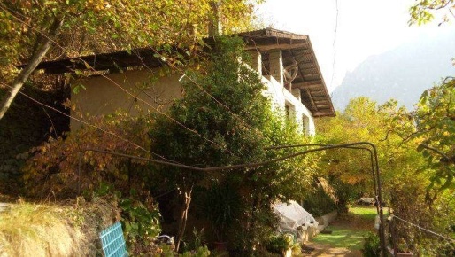 Foto Rustico a Storo di 497 m² con 3 locali in vendita