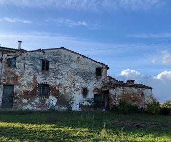 Foto Casale a Fucecchio Torre di 230 m² con 8 locali in vendita