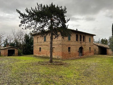 Foto Casale a Siena Cerchiaia - Coroncina di 350 m² con 10 locali