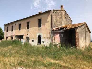 Foto Casale a Cascina Arnaccio - Chiesanuova di 400 m² con 20 locali