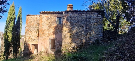 Foto Casale a Monteriggioni Castellina Scalo di 300 m² con 12 locali