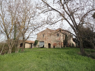 Foto Casale a Collesalvetti Castell'anselmo di 750 m² con 20 locali