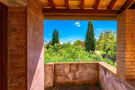 Foto Casale a Capannoli Centro di 338 m² con 9 locali in vendita