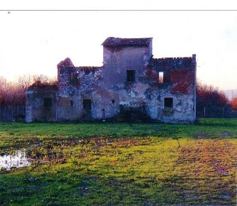Foto Casale a Cascina Centro di 280 m² con 8 locali in vendita
