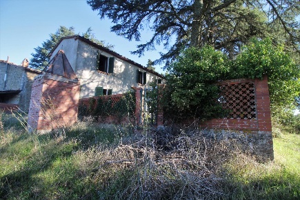 Foto Casale a Gaiole in Chianti Centro di 880 m² con 30 locali in vendita