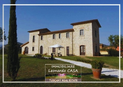 Foto Casale a Monsummano Terme Centro di 400 m² con 10 locali in vendita