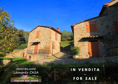 Foto Casale a Larciano di 160 m² con 8 locali in vendita