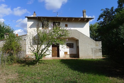 Foto Casale a Scansano Centro di 135 m² con 6 locali in vendita
