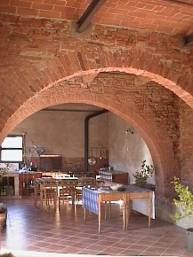 Foto Casale a San Miniato Centro Storico di 340 m² con 10 locali in vendita