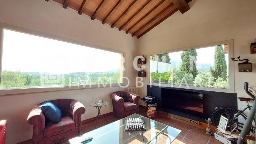 Foto Casale a Pescia Collodi, Ponte all'Abate, Monte a Pescia di 360 m²