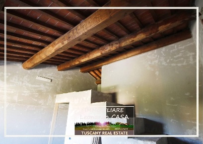 Foto Casale a Larciano di 100 m² con 4 locali in vendita