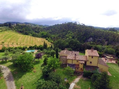 Foto Casale a Casciana Terme Lari Casciana Terme di 200 m² con 6 locali