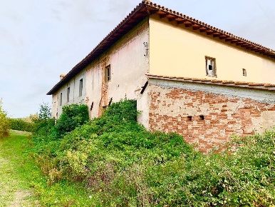 Foto Casale a Cerreto Guidi di 500 m² con 12 locali in vendita