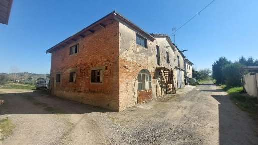 Foto Casale a Empoli Molin Nuovo - Monterappoli di 484 m² con 10 locali