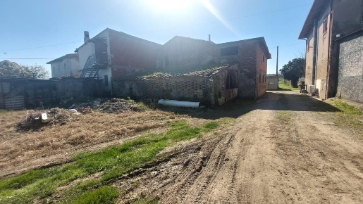 Foto Casale a Empoli Molin Nuovo - Monterappoli di 484 m² con 10 locali