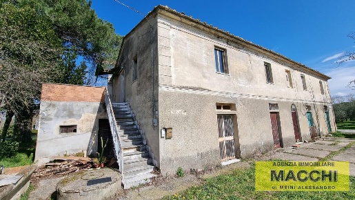 Foto Casale a Casciana Terme Lari Le Casine Perignano Spinelli di 315 m²