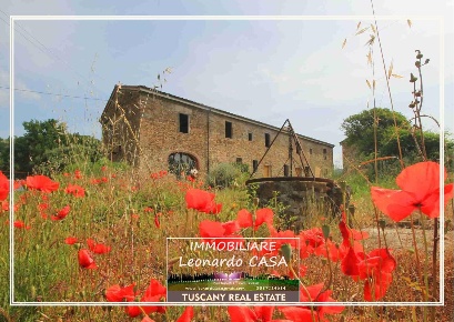 Foto Casale a Monsummano Terme Montevettolini di 500 m² con 16 locali