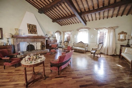 Foto Casale a San Giuliano Terme Arena Metato di 1200 m² con 25 locali