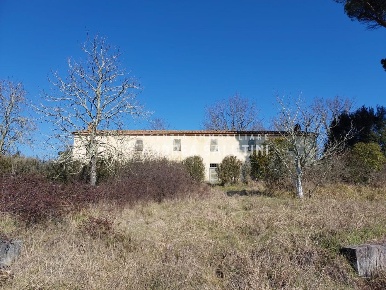 Foto Casale a Fucecchio Querce di 398 m² con 12 locali in vendita