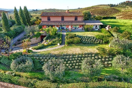 Foto Casale a Certaldo Montebello, Piangrande di 240 m² con 9 locali