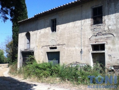Foto Casale a Empoli Martignana - Piazzano di 350 m² con 15 locali