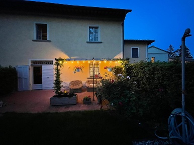 Foto Casale a Montespertoli di 130 m² con 5 locali in vendita
