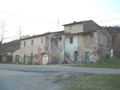 Foto Casale a San Miniato Cusignano, Canneto di 400 m² con 12 locali